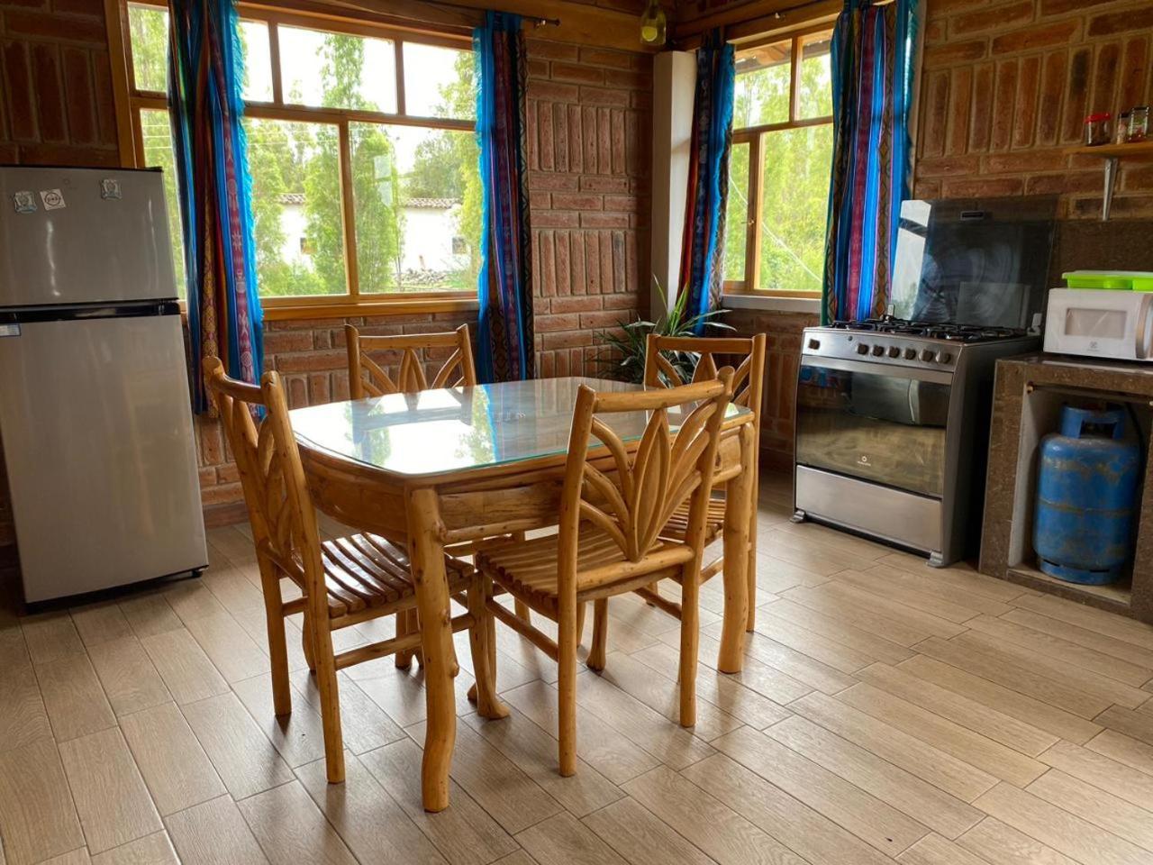 Watzara Wasi Cottage Familiar Camprestre Y Lofts En Cotacachi Kültér fotó