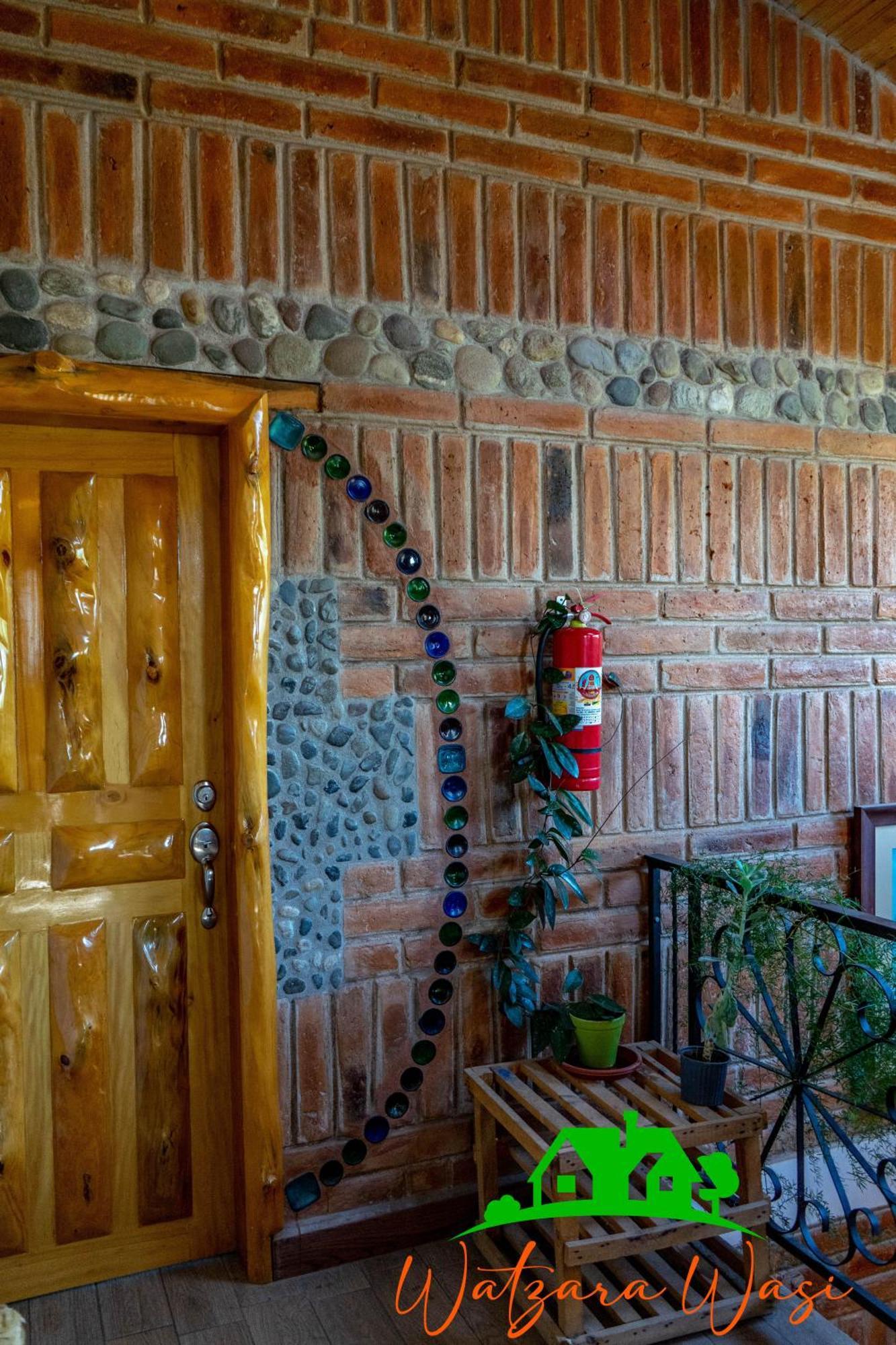 Watzara Wasi Cottage Familiar Camprestre Y Lofts En Cotacachi Kültér fotó