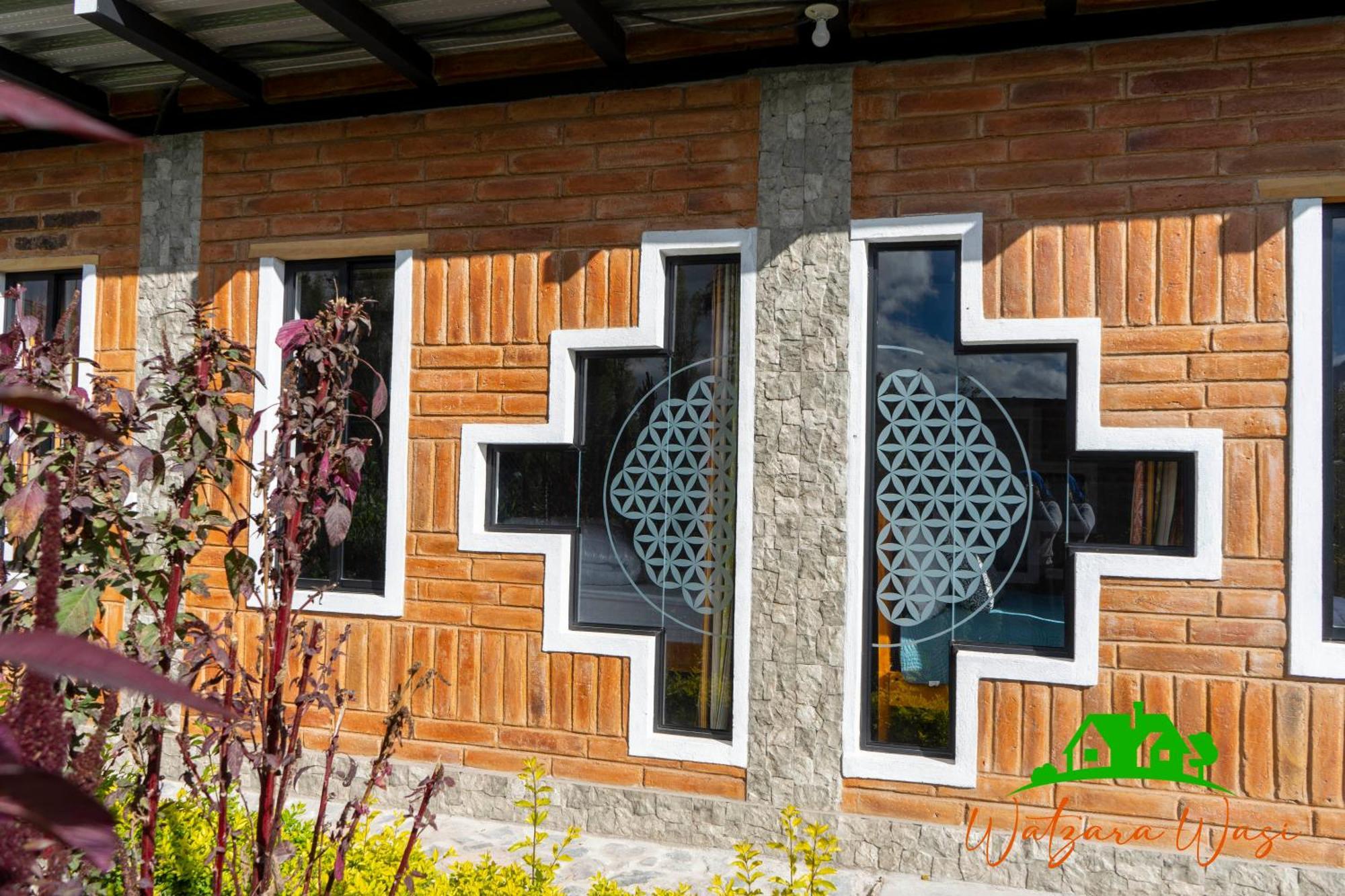 Watzara Wasi Cottage Familiar Camprestre Y Lofts En Cotacachi Kültér fotó